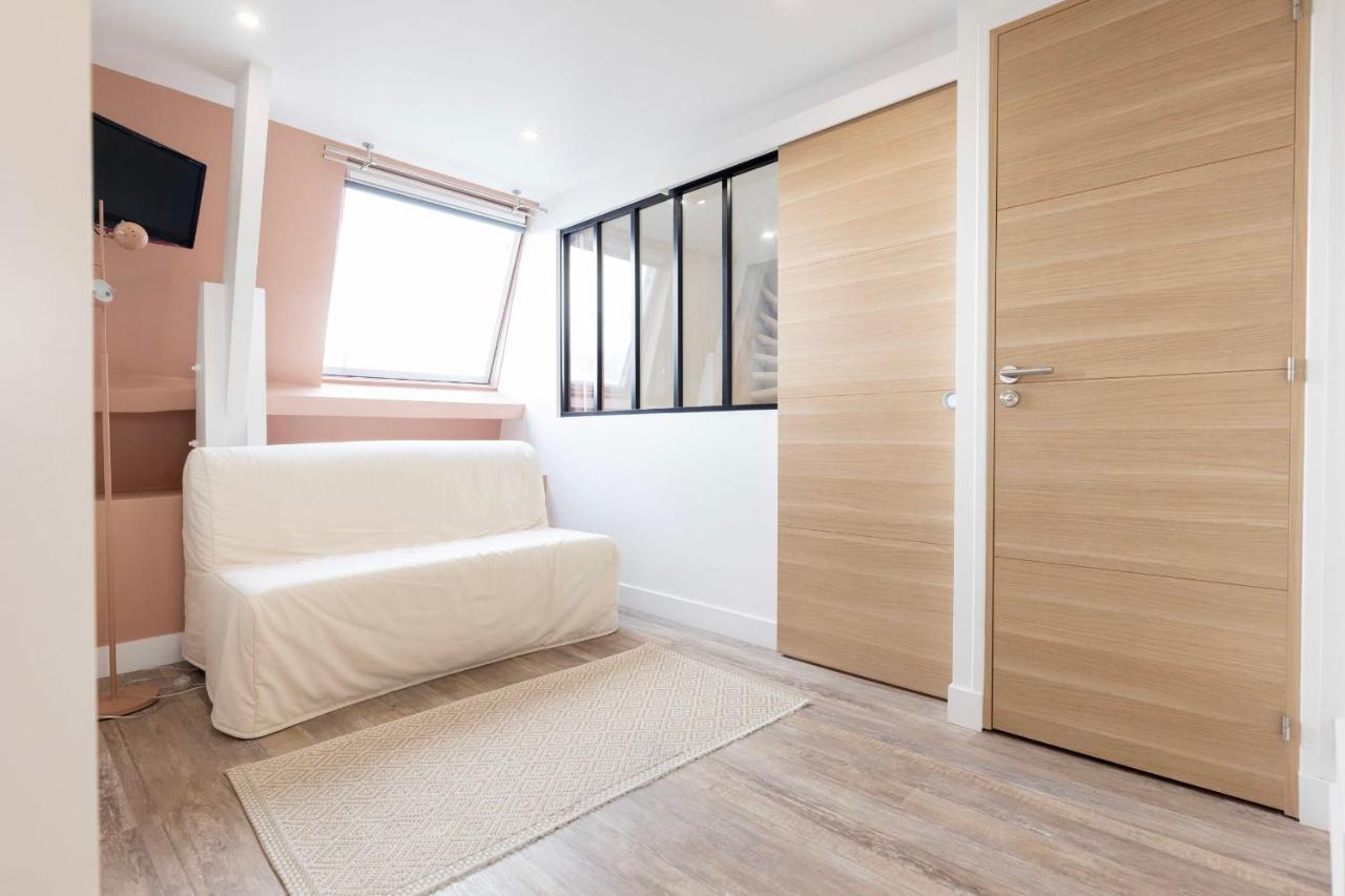 Amazing Apartment Under The Roof In Paris 8Th Kültér fotó